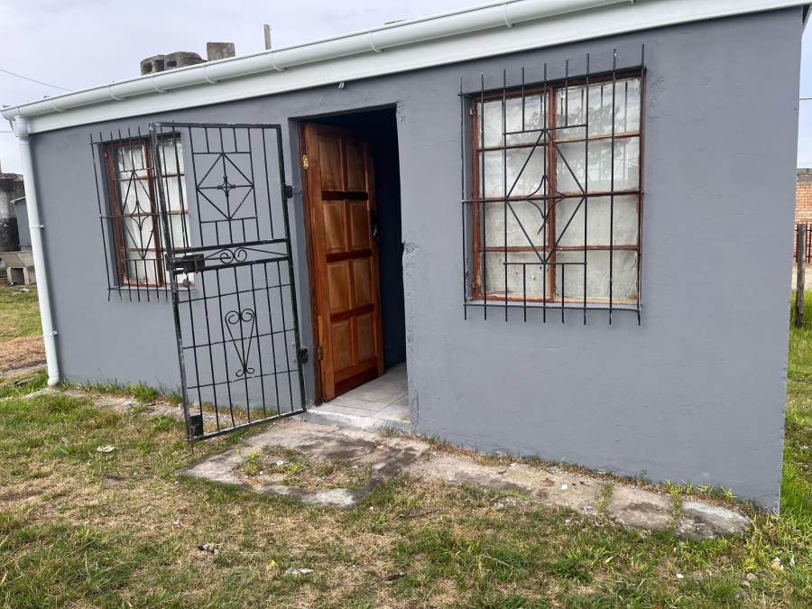 1 Bedroom Property for Sale in Mbekweni Eastern Cape